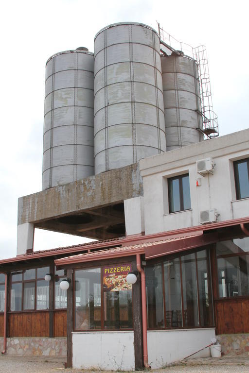 فيلا سان سيفيروفي Agriturismo Silos Agri المظهر الخارجي الصورة