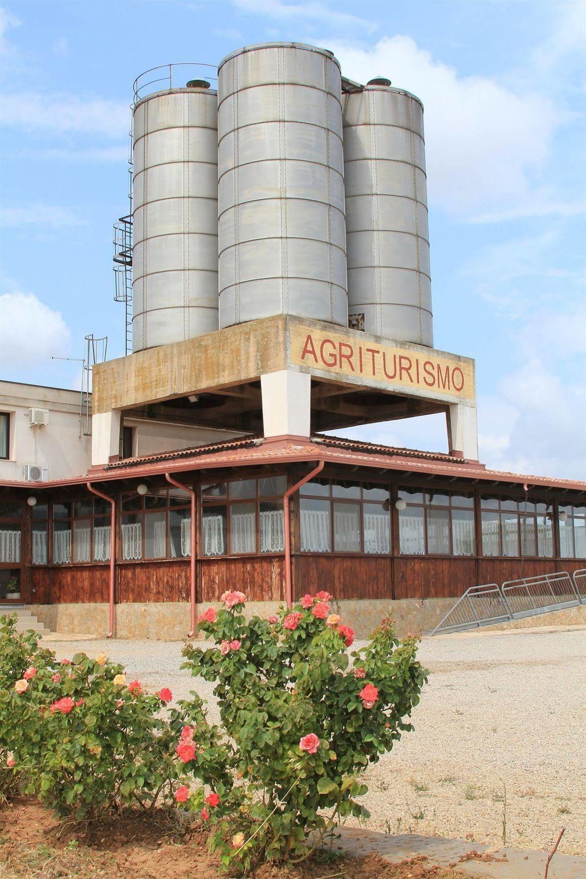فيلا سان سيفيروفي Agriturismo Silos Agri المظهر الخارجي الصورة