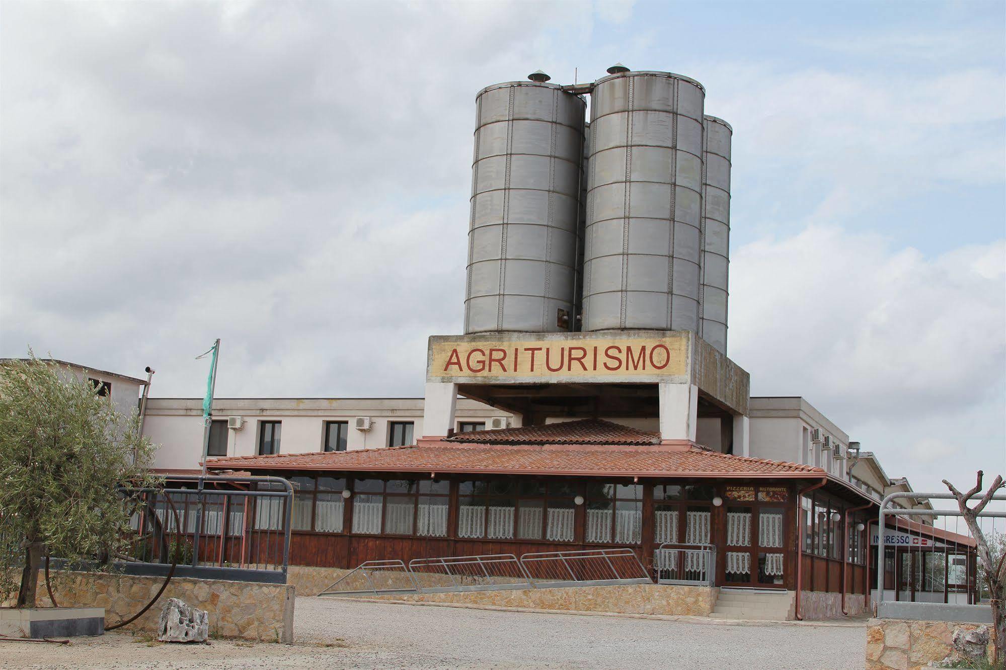 فيلا سان سيفيروفي Agriturismo Silos Agri المظهر الخارجي الصورة
